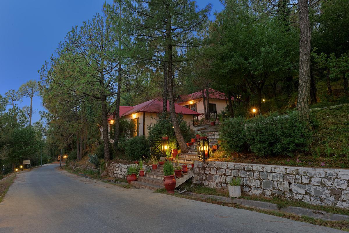 Arcadian Blue Pines Hotel Мюри Екстериор снимка