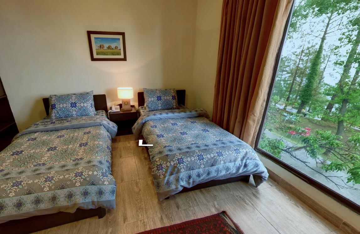 Arcadian Blue Pines Hotel Мюри Екстериор снимка